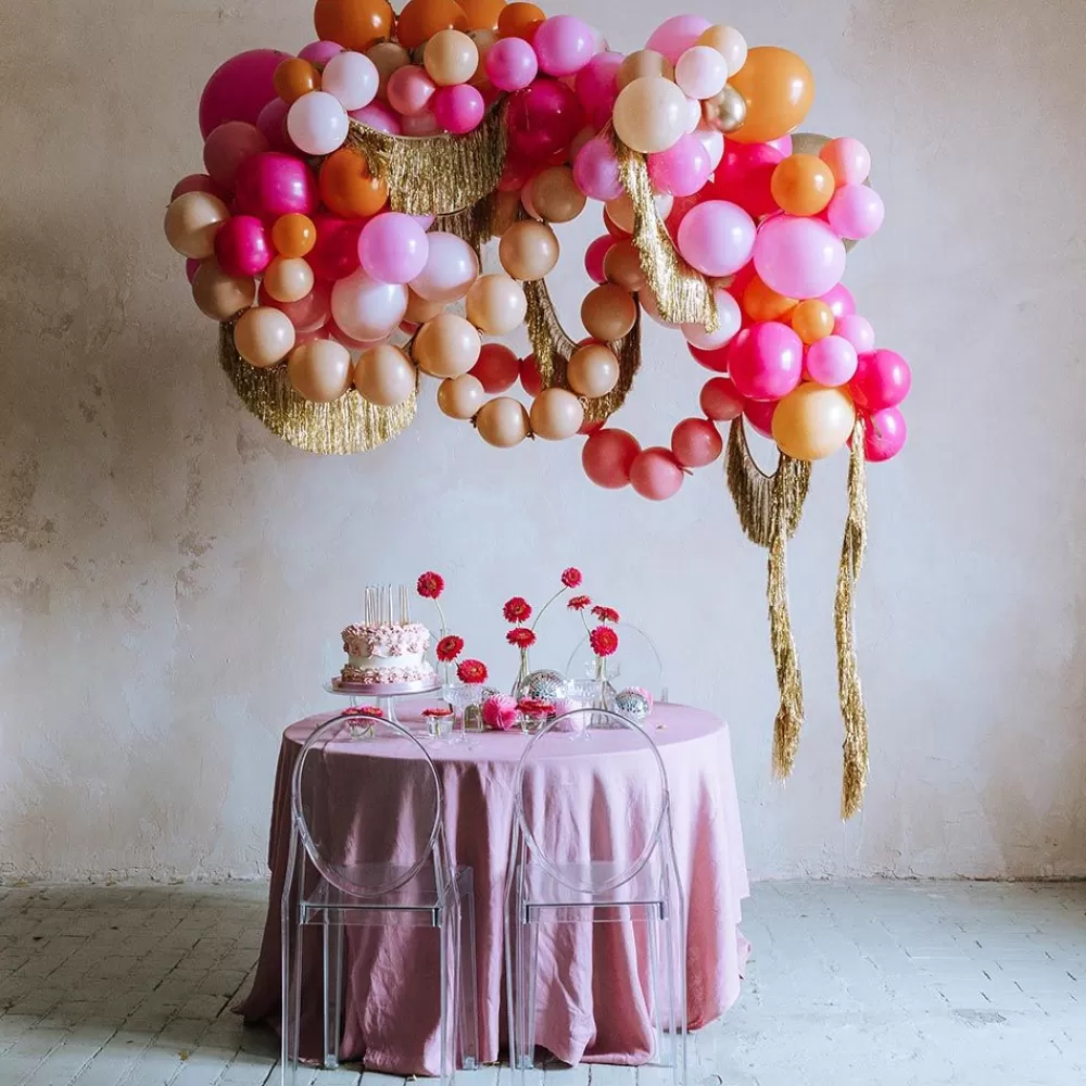 Cheap Balloons: 20 Golden Balloons To Connect Plain Balloons