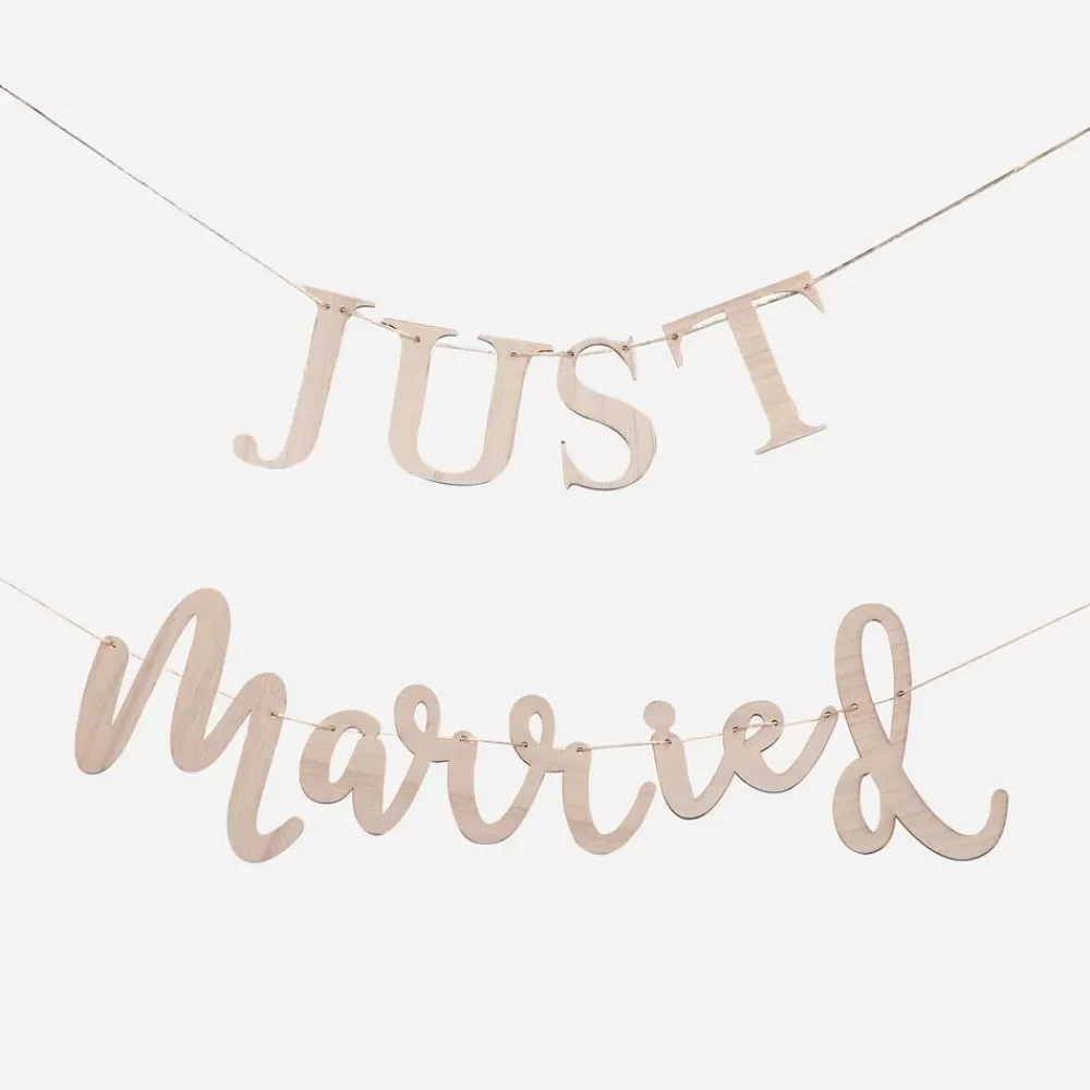 Clearance Just Married Wooden Garland Garlands