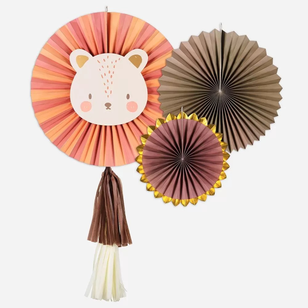 Discount Paper Lantern: 3 Lion Rosettes Paper Lanterns & Suspensions