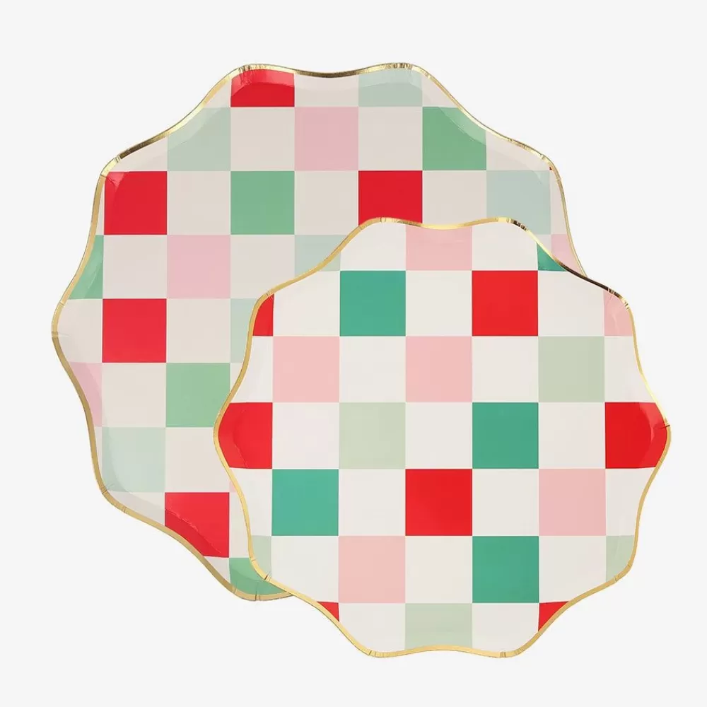 Hot Paper Plate: 8 Checkered Plates Plates