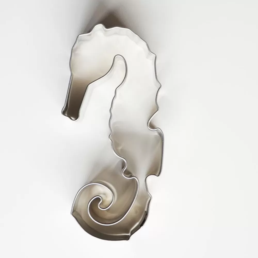 Cheap Seahorse Cookie Cutter Piece Holders And Cutters